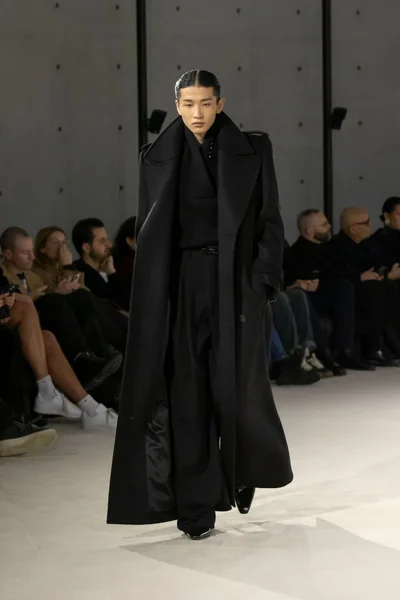 Look 29